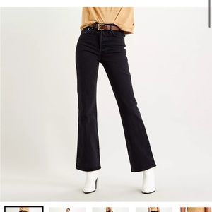 NWT Levi’s Ribcage Bootcut jeans, 26 by 33